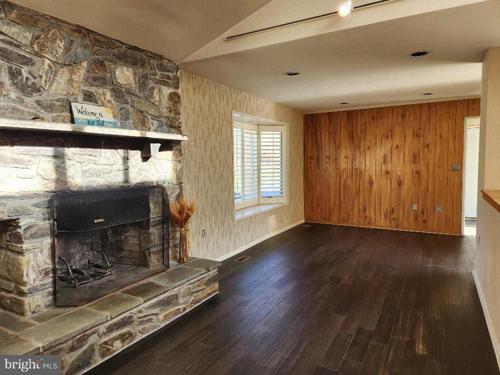 8410 HAWKINS CREAMERY ROAD