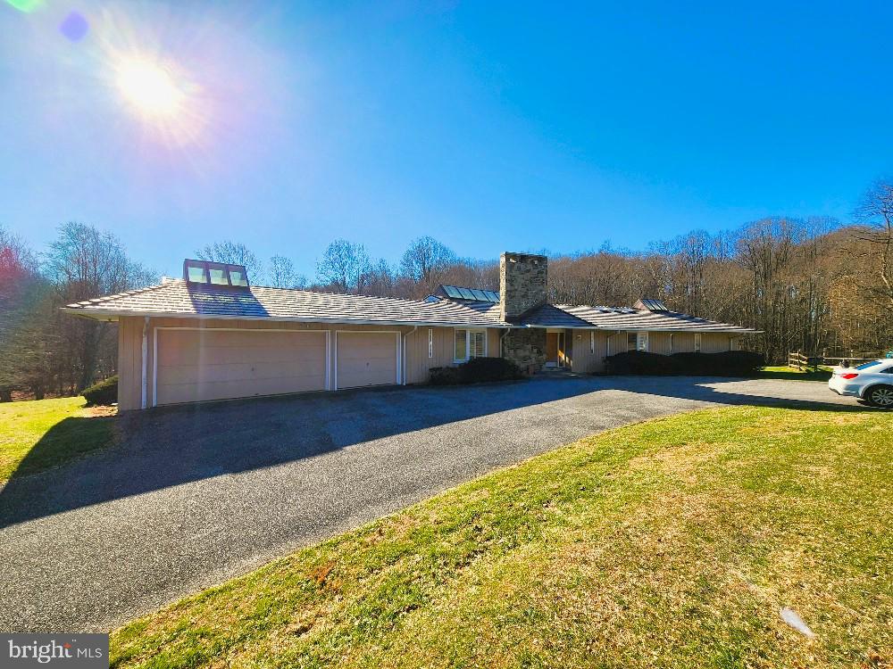 8410 HAWKINS CREAMERY ROAD