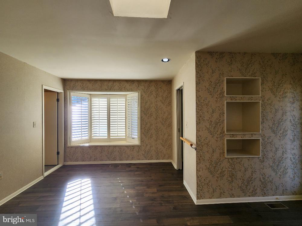 8410 HAWKINS CREAMERY ROAD