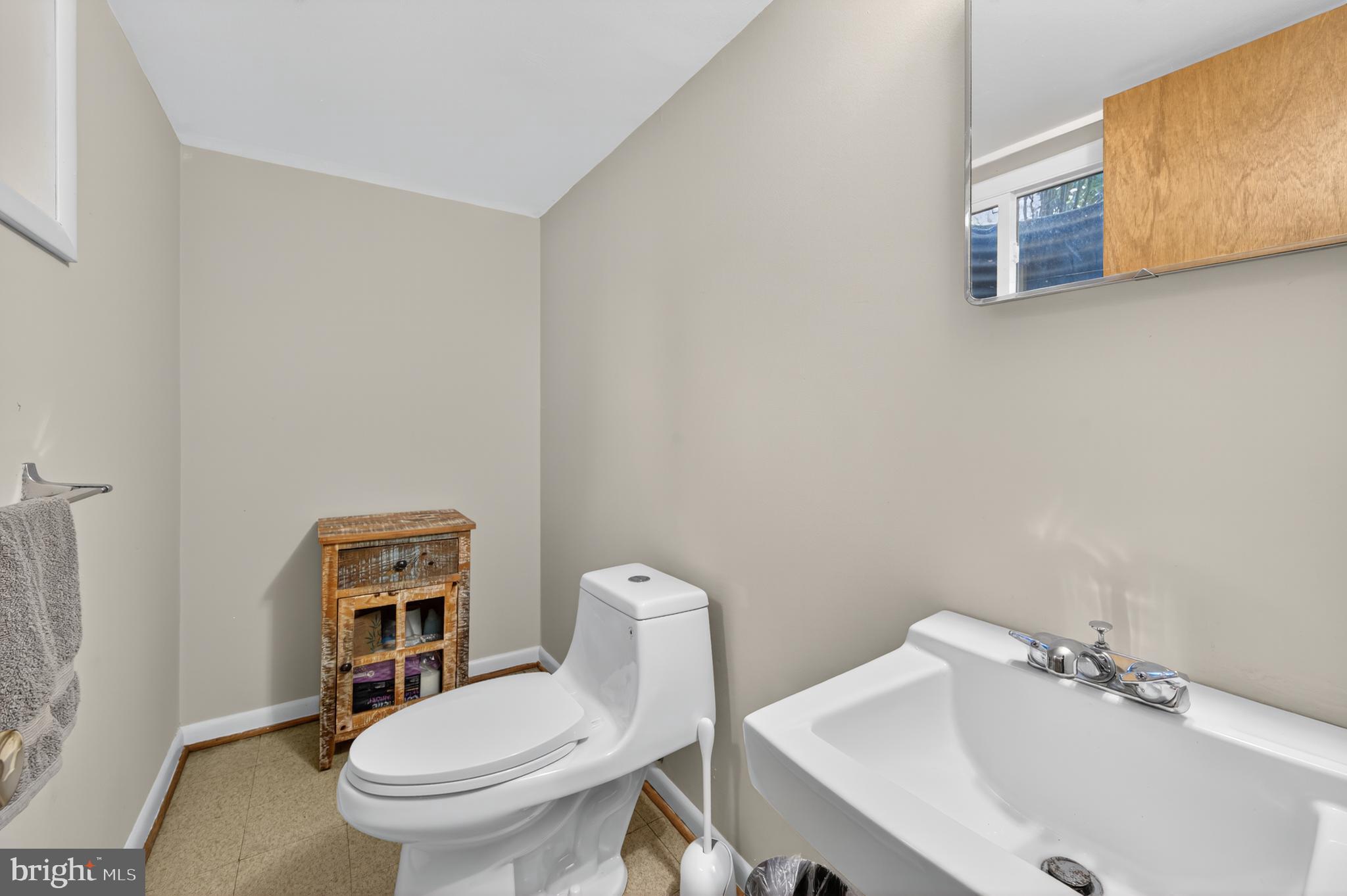 9308 SAINT ANDREWS PLACE