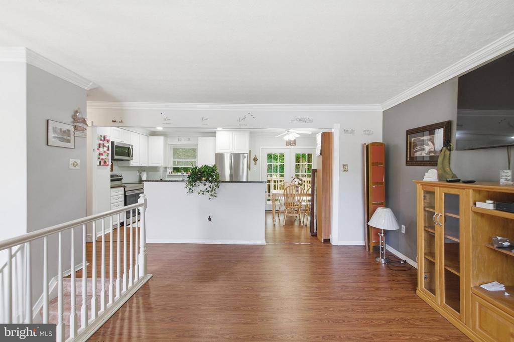 10313 KING RICHARD PLACE