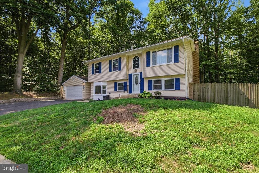 10313 KING RICHARD PLACE