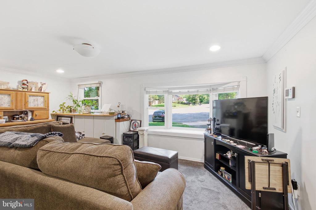 10313 KING RICHARD PLACE