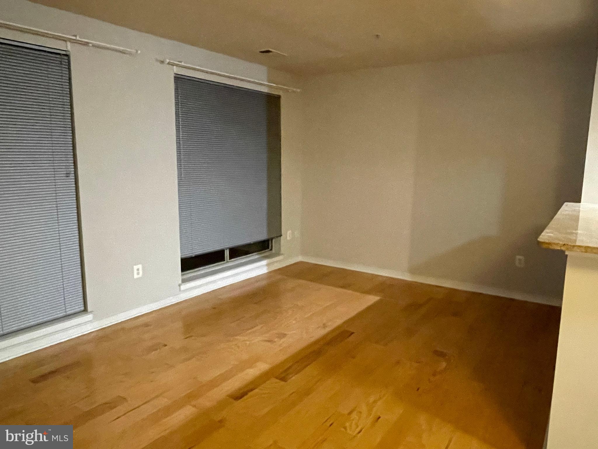 2200 N WESTMORELAND STREET 318