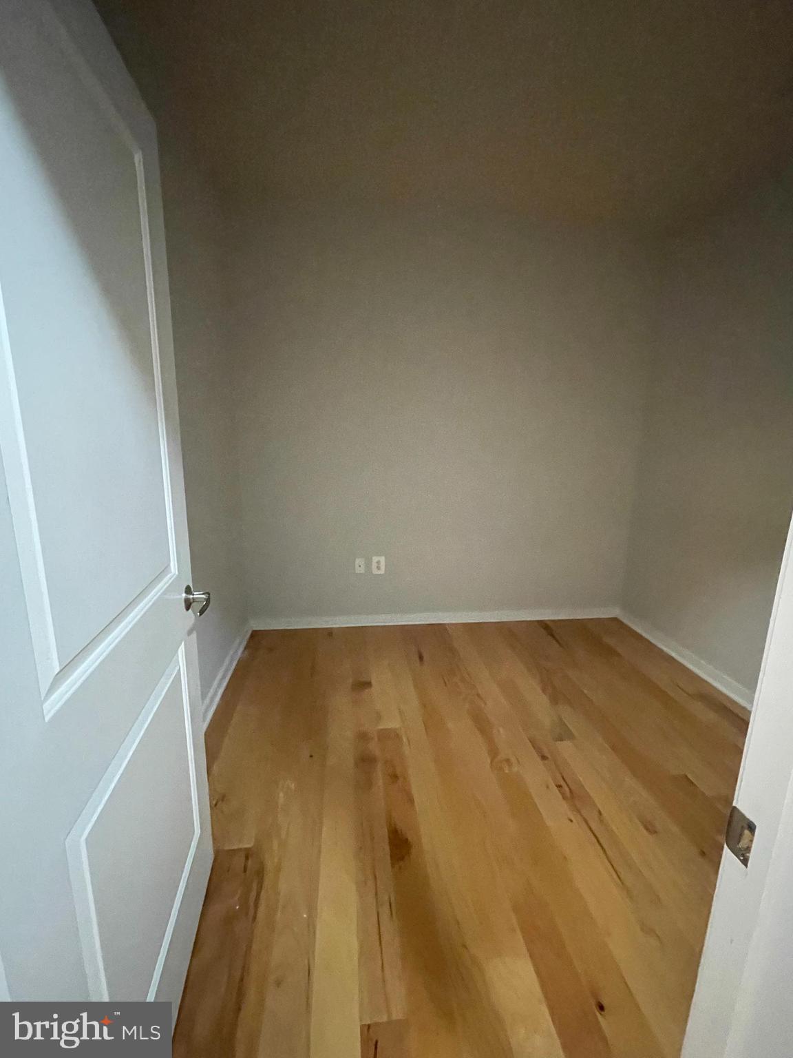 2200 N WESTMORELAND STREET 318