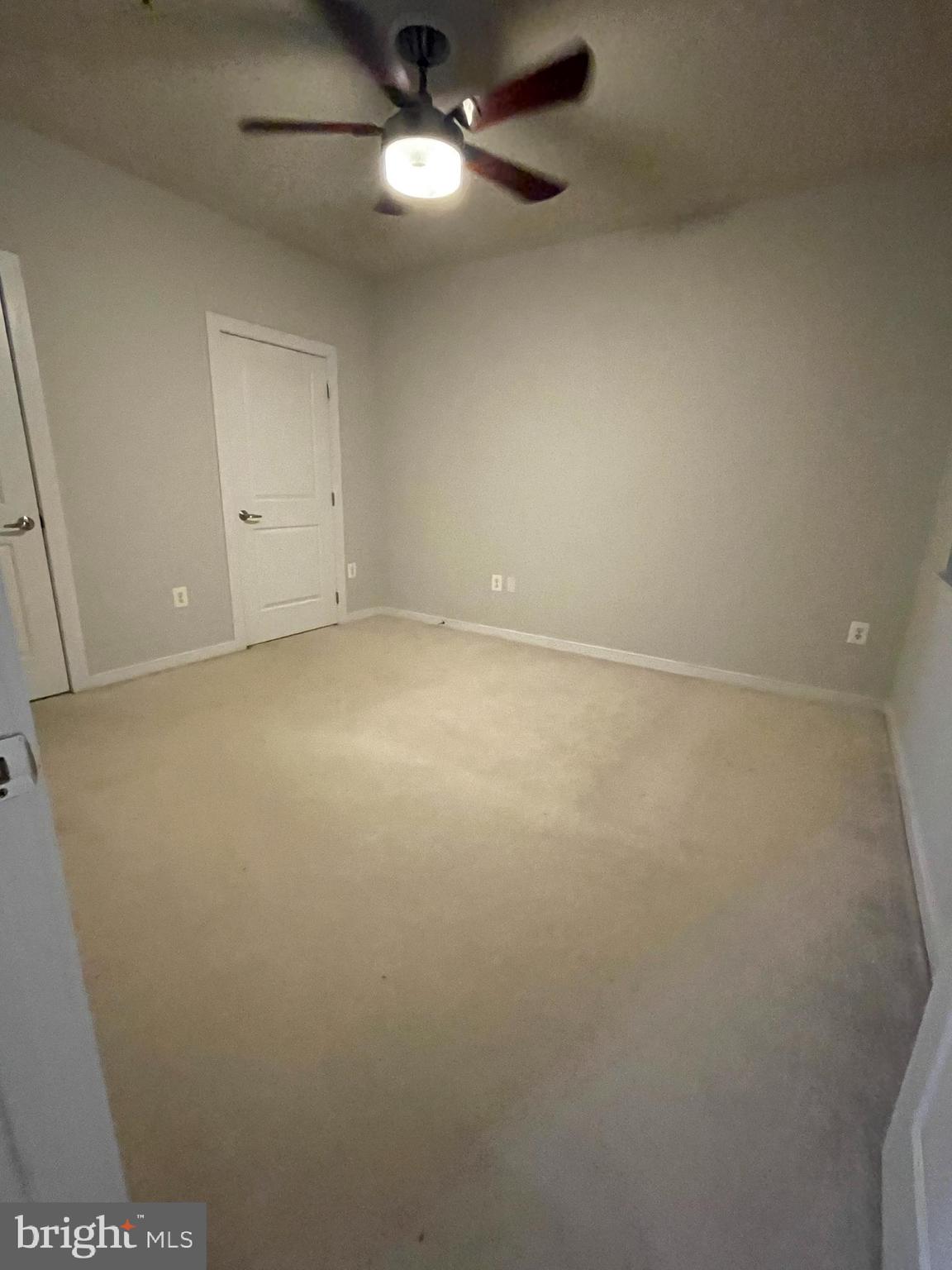 2200 N WESTMORELAND STREET 318