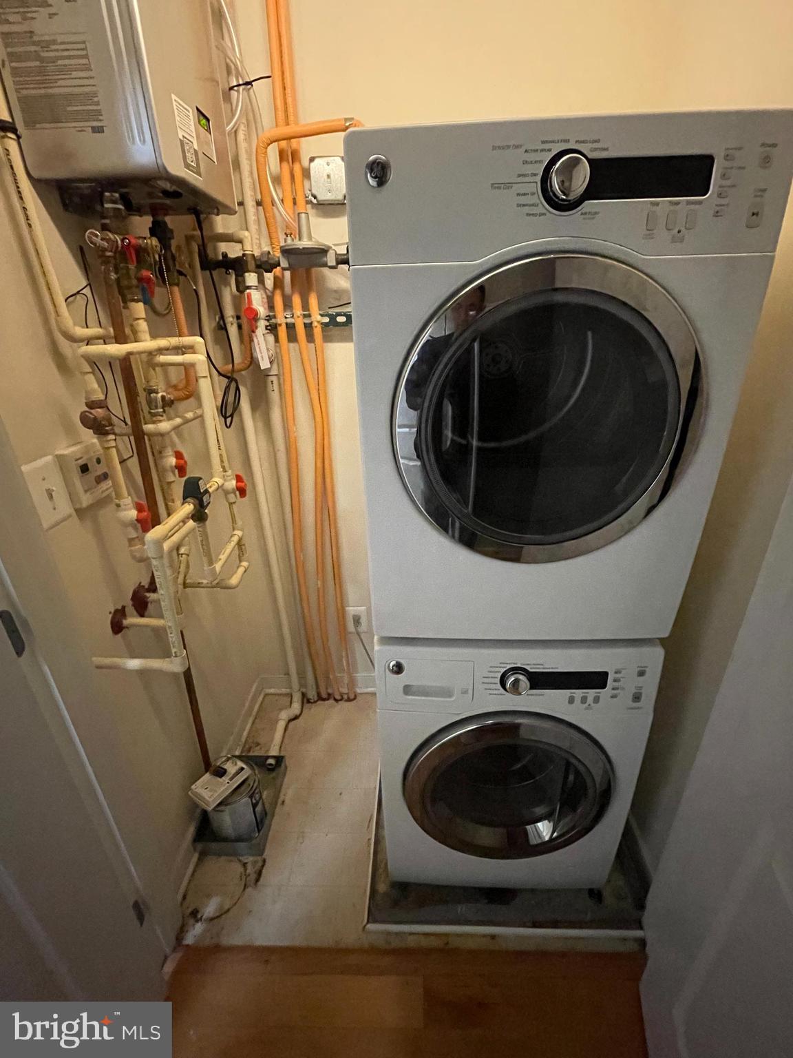 2200 N WESTMORELAND STREET 318