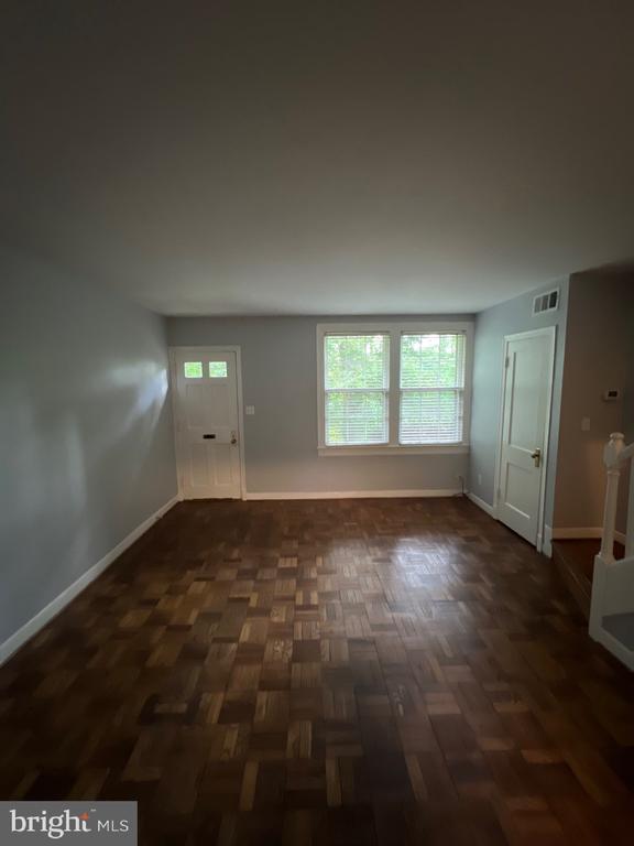 1501 S EDGEWOOD STREET 572