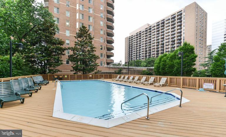 1211 S EADS STREET 306