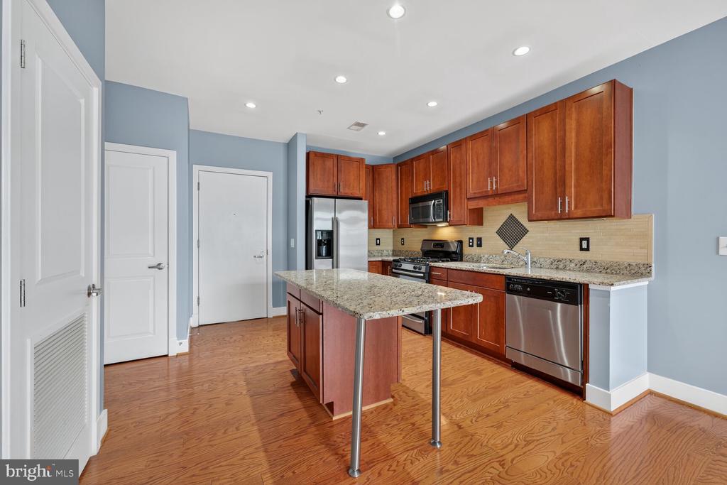 1800 WILSON BOULEVARD 403