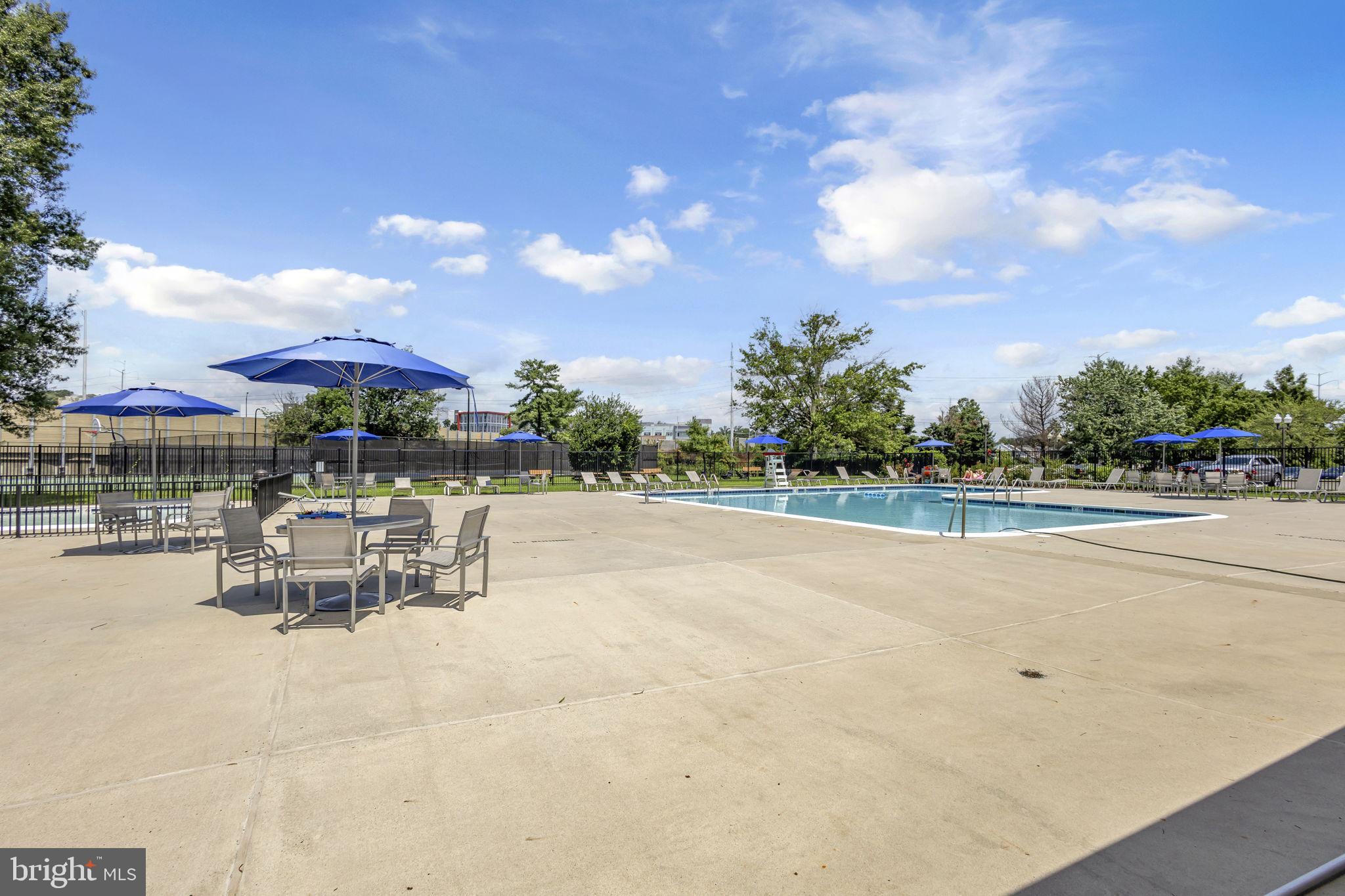 1400 MARTHA CUSTIS DRIVE