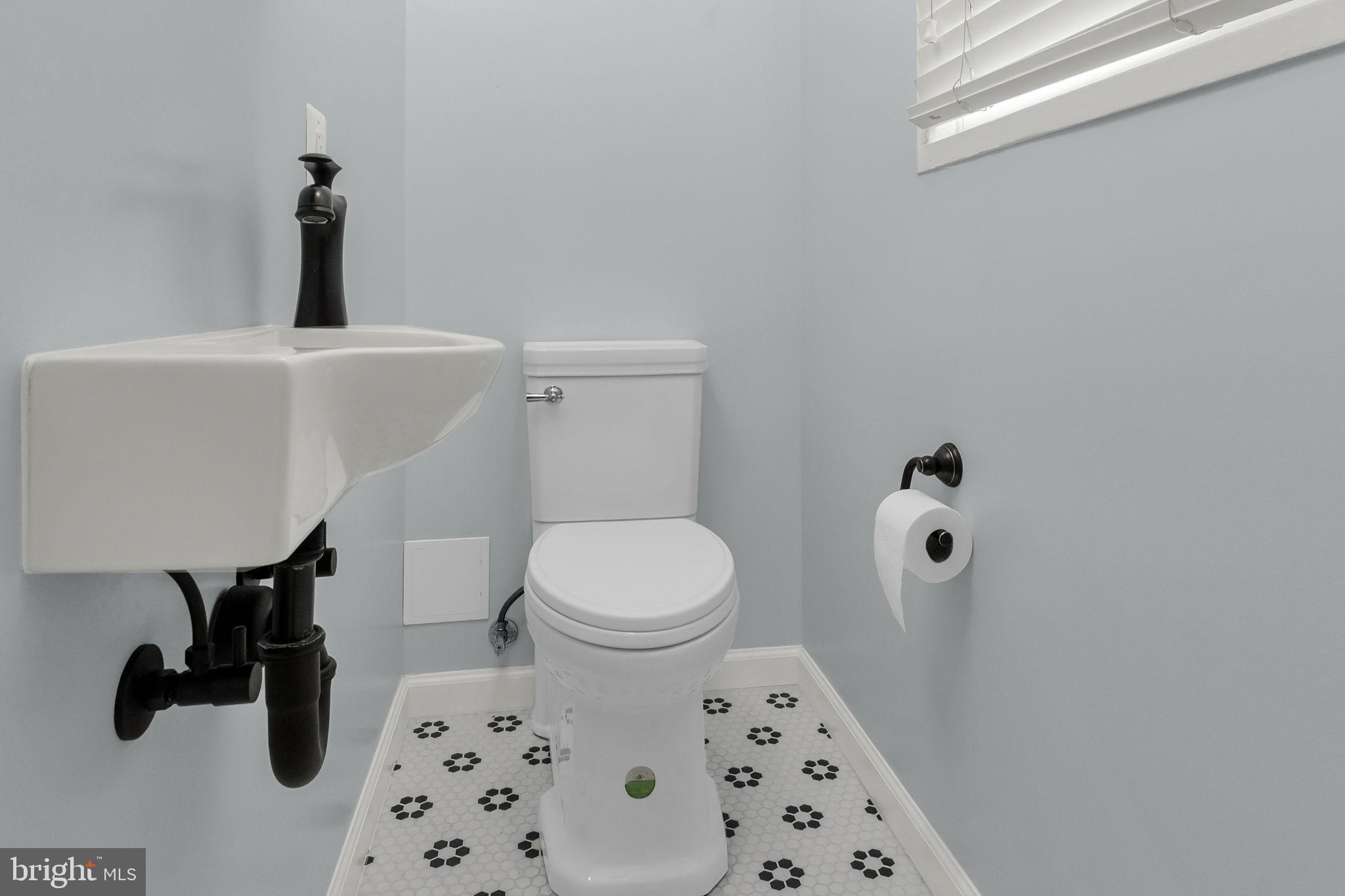 1400 MARTHA CUSTIS DRIVE