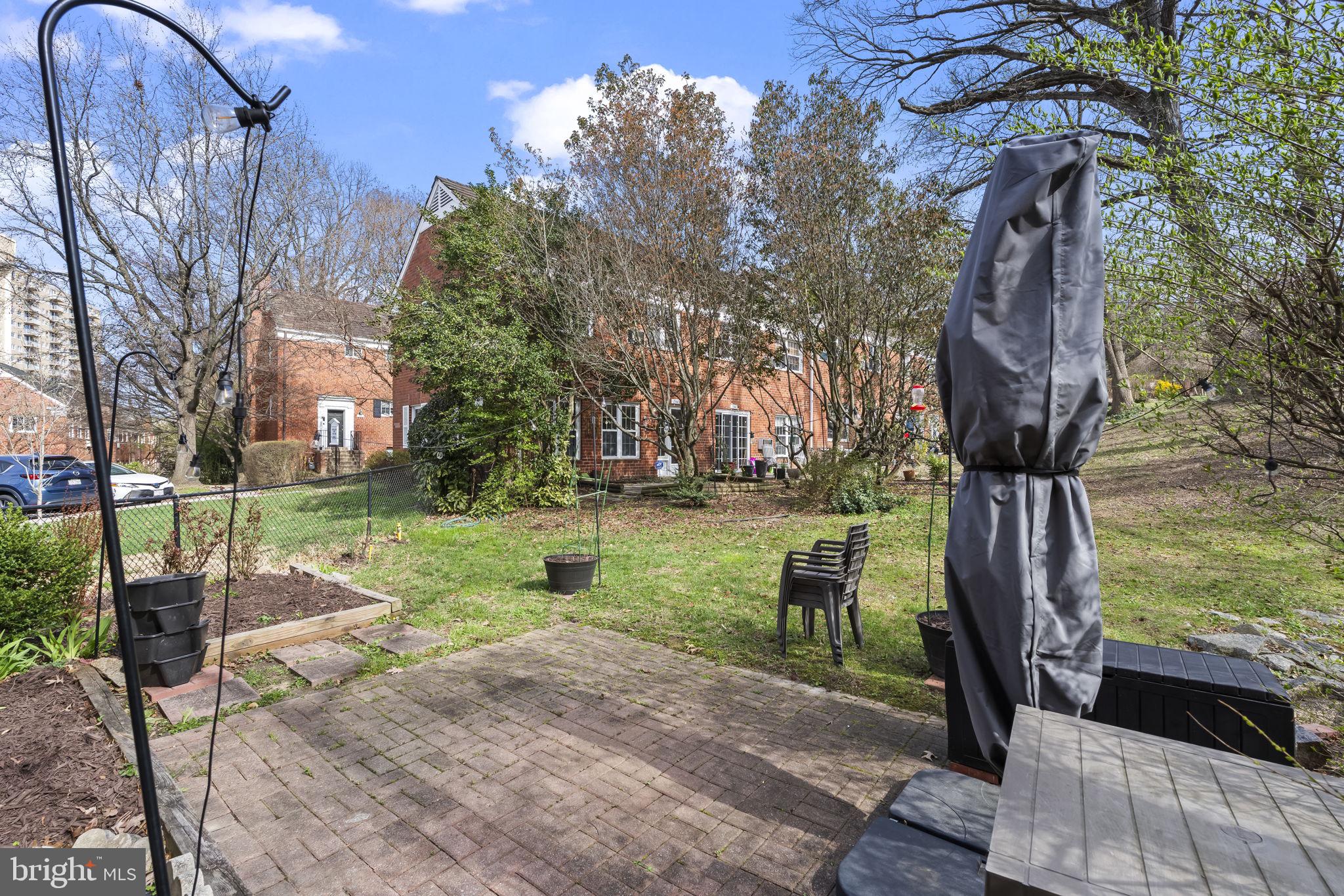 1400 MARTHA CUSTIS DRIVE