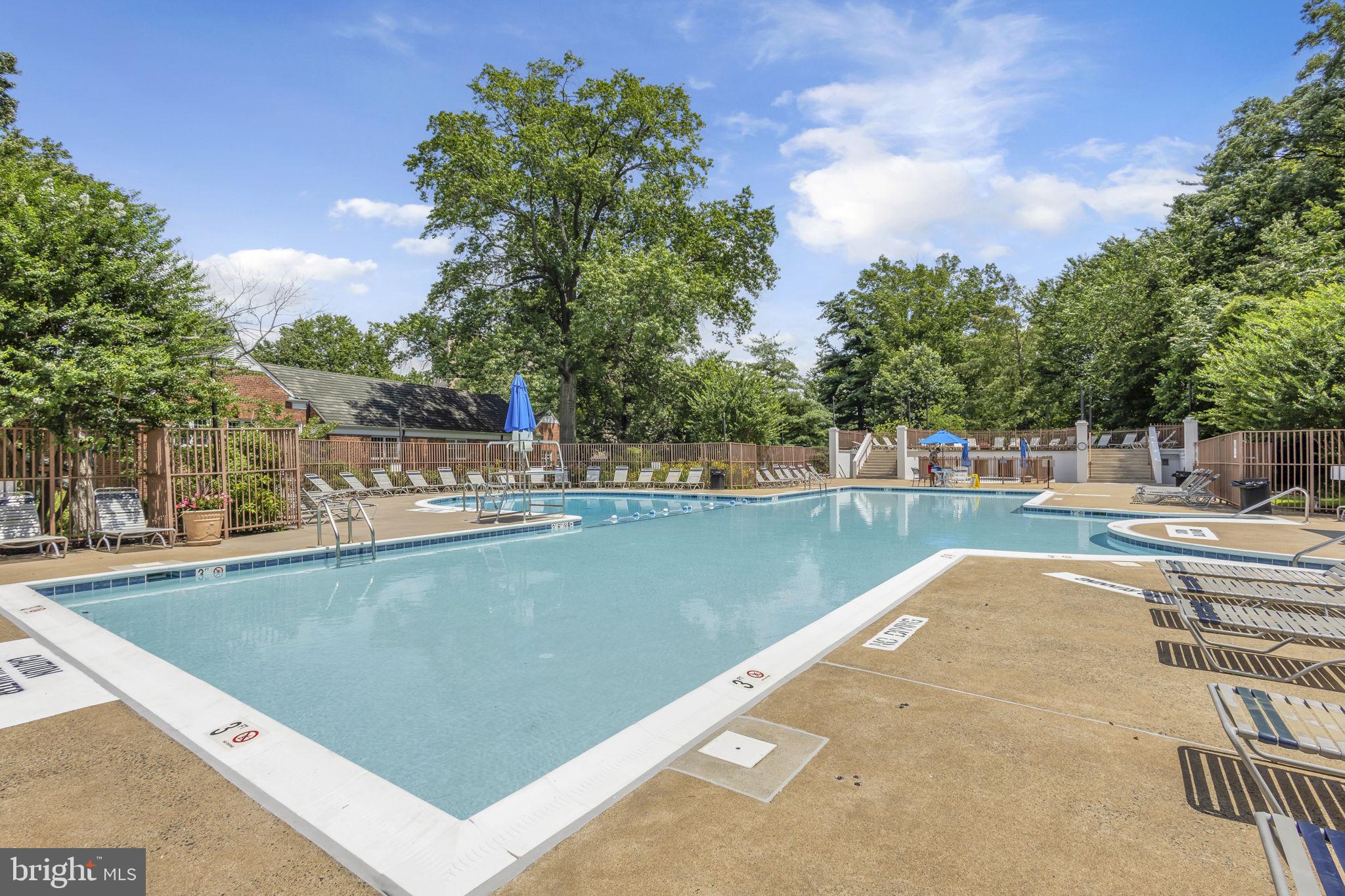 1400 MARTHA CUSTIS DRIVE