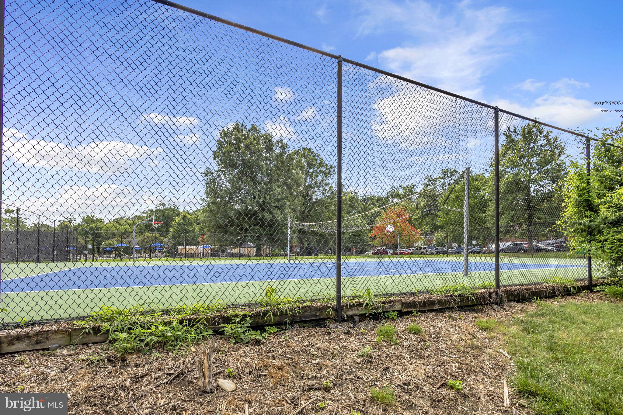 1400 MARTHA CUSTIS DRIVE