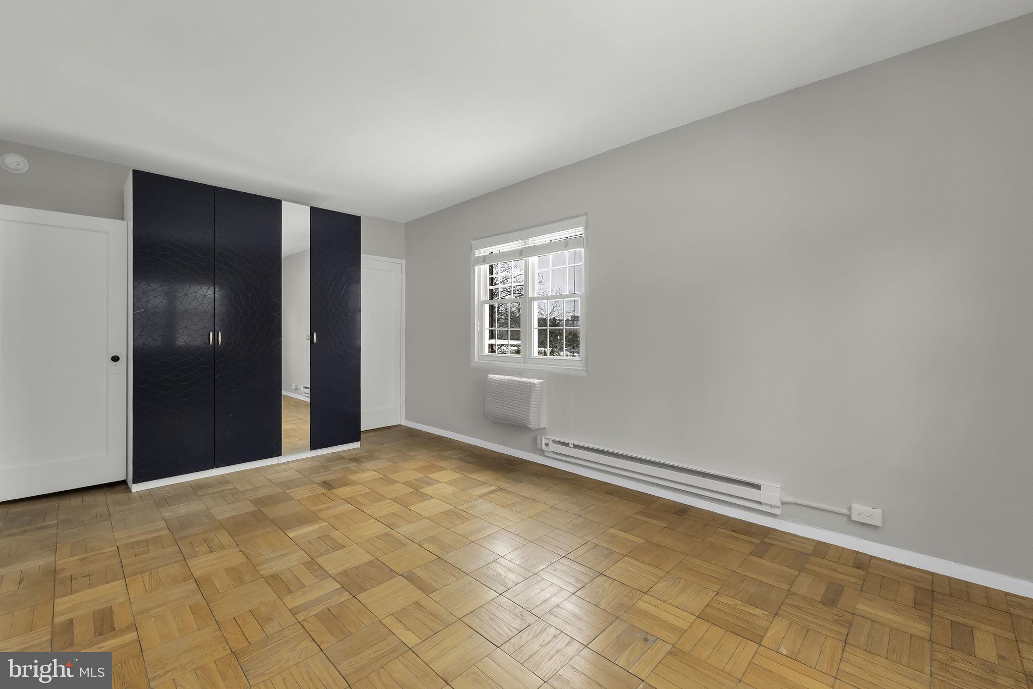 1400 MARTHA CUSTIS DRIVE