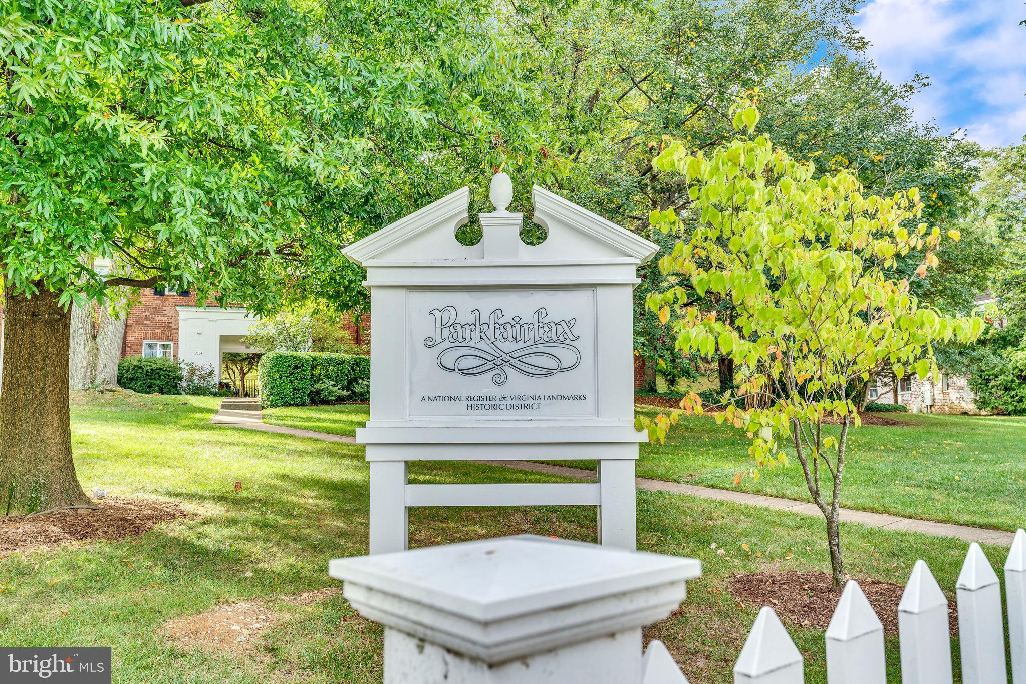 1400 MARTHA CUSTIS DRIVE