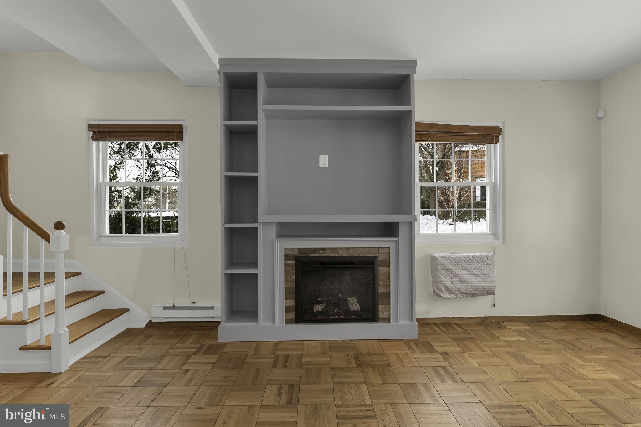 1400 MARTHA CUSTIS DRIVE