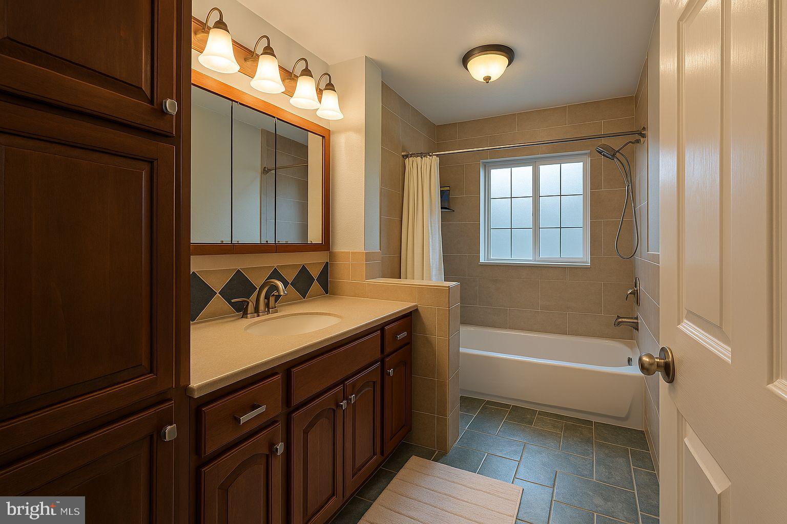 5435 BROADMOOR STREET