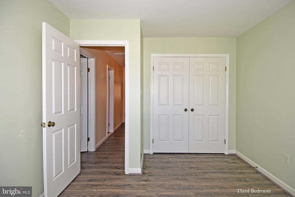 7331 LEWINSVILLE PARK COURT