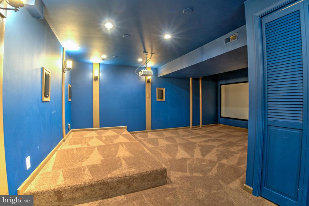 12410 CLIFTON HUNT DRIVE