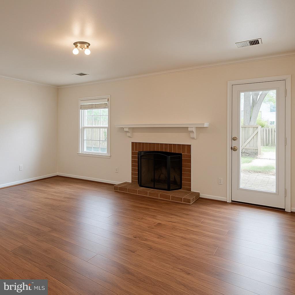 2934 WATERFORD COURT