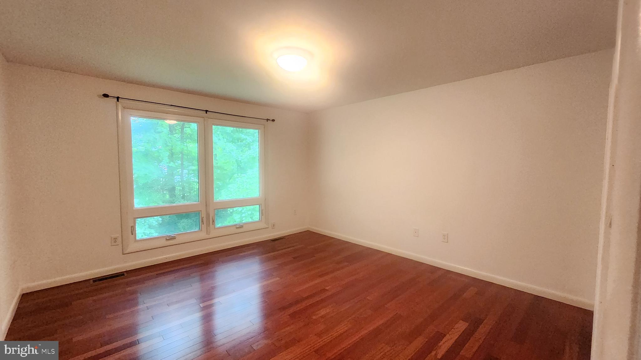 3808 MARYLAND STREET