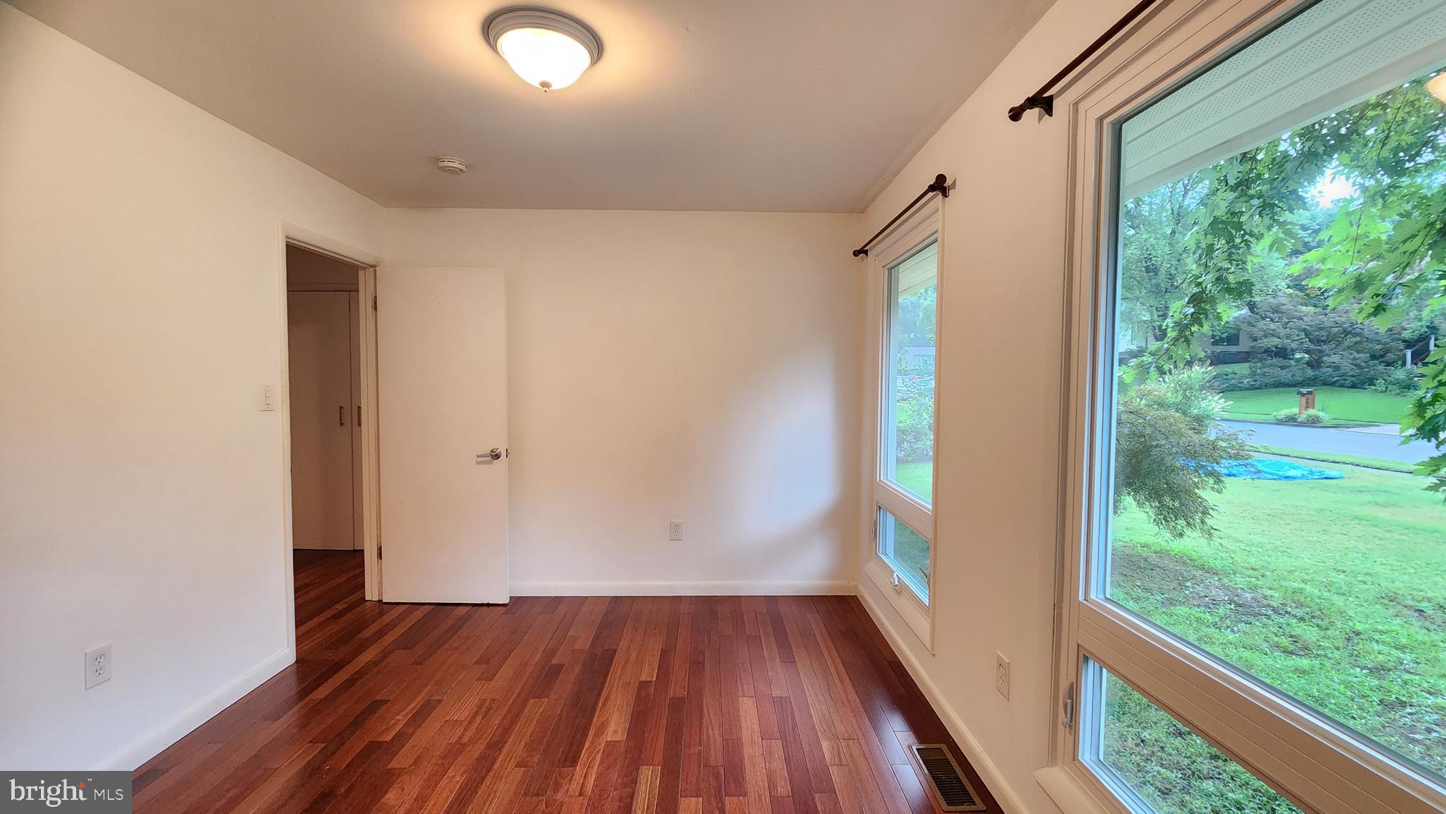 3808 MARYLAND STREET