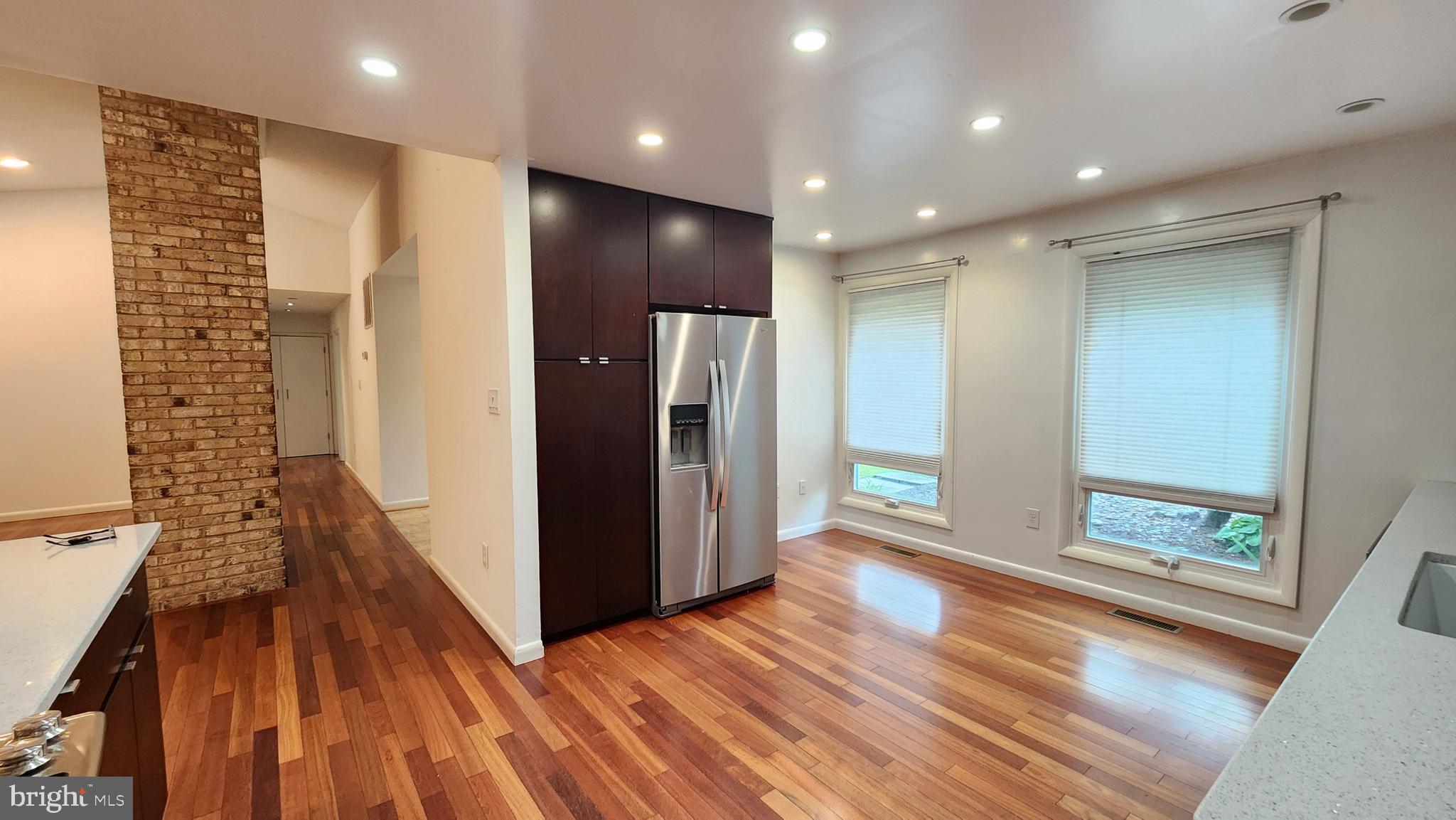 3808 MARYLAND STREET