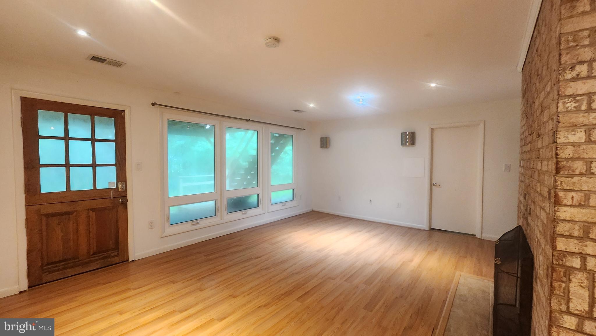 3808 MARYLAND STREET