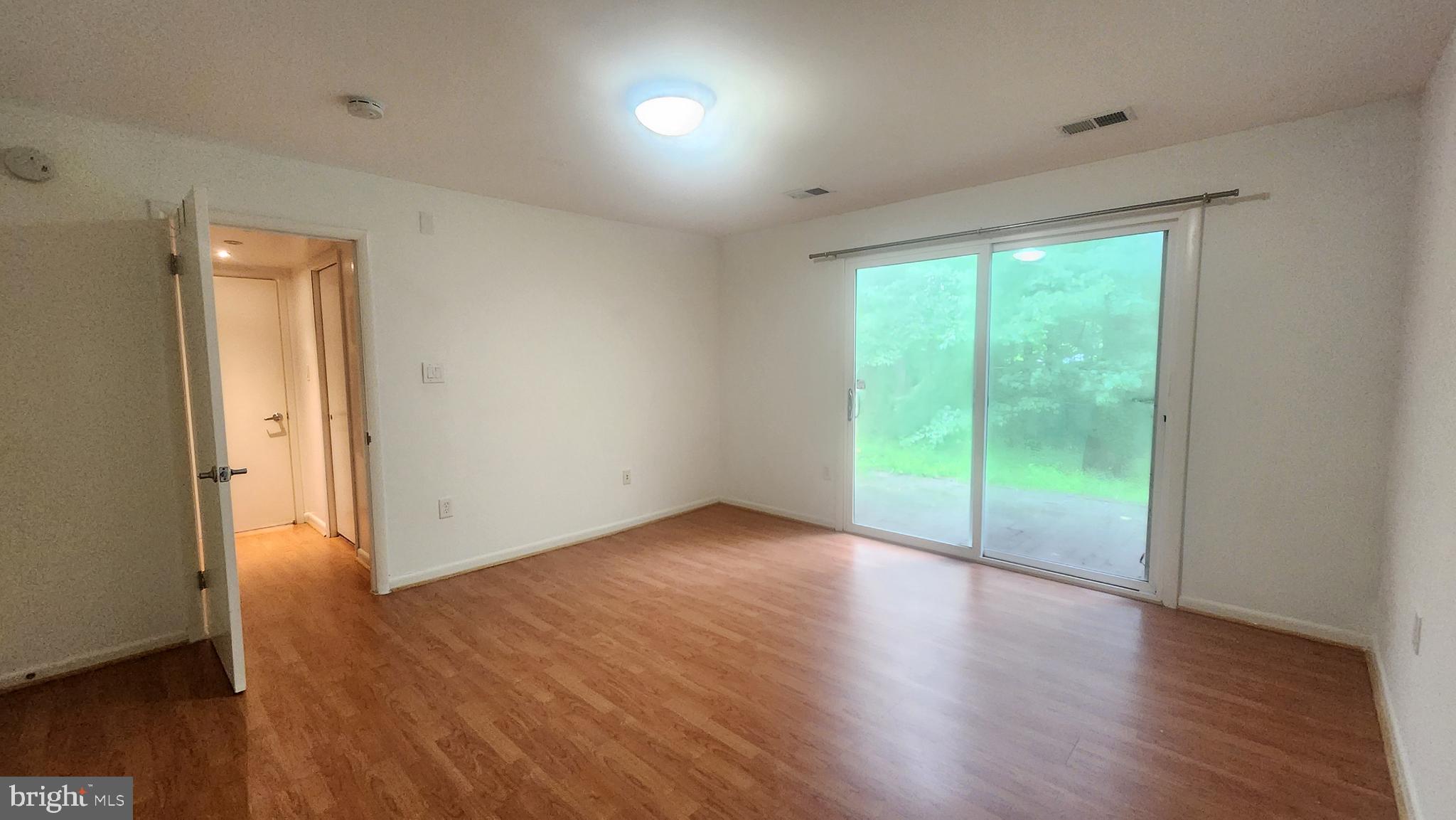 3808 MARYLAND STREET