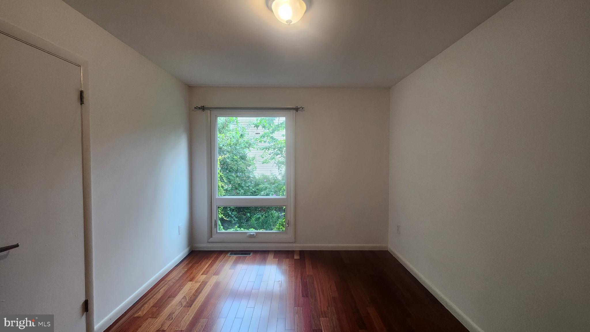 3808 MARYLAND STREET