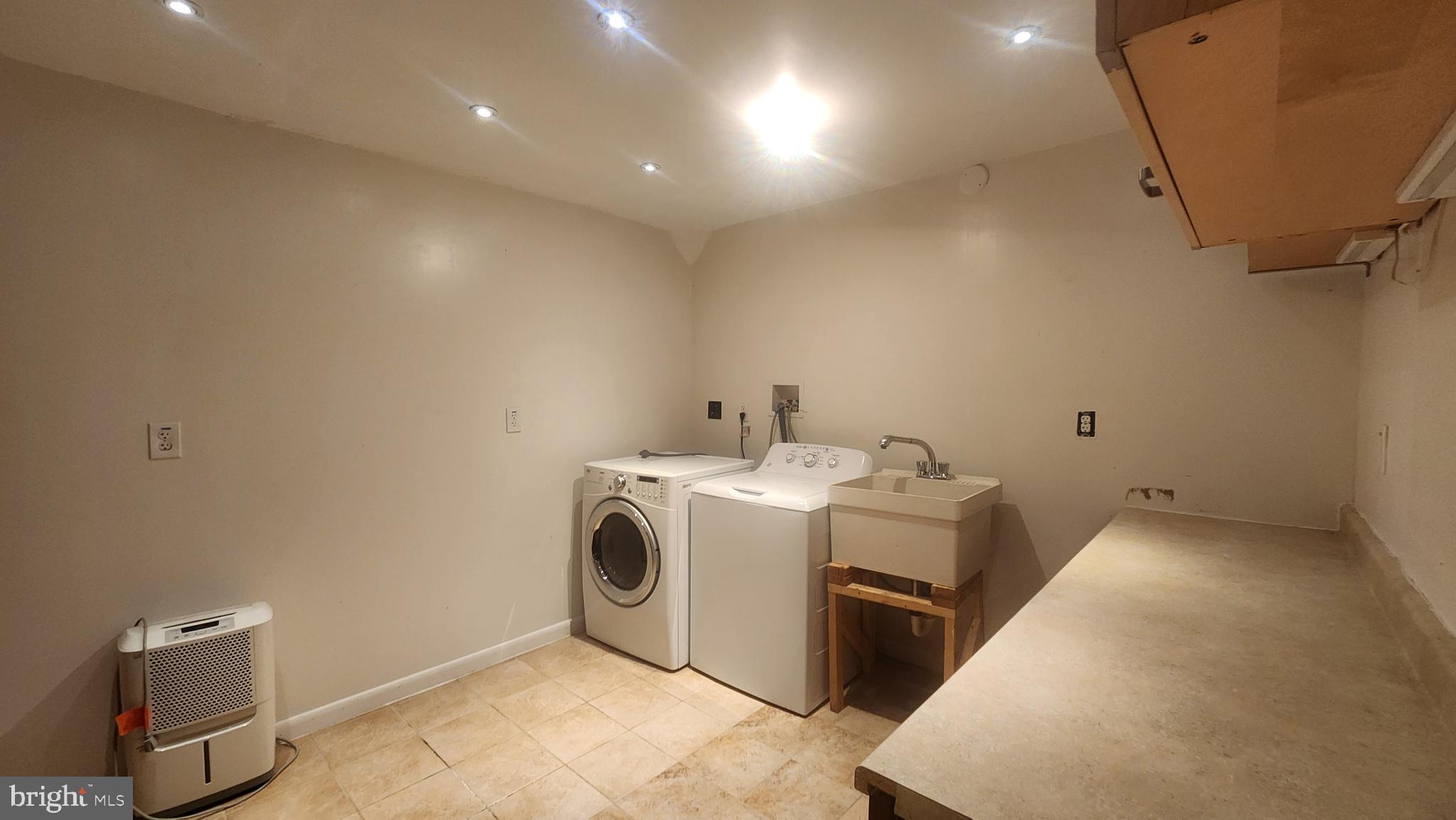 3808 MARYLAND STREET