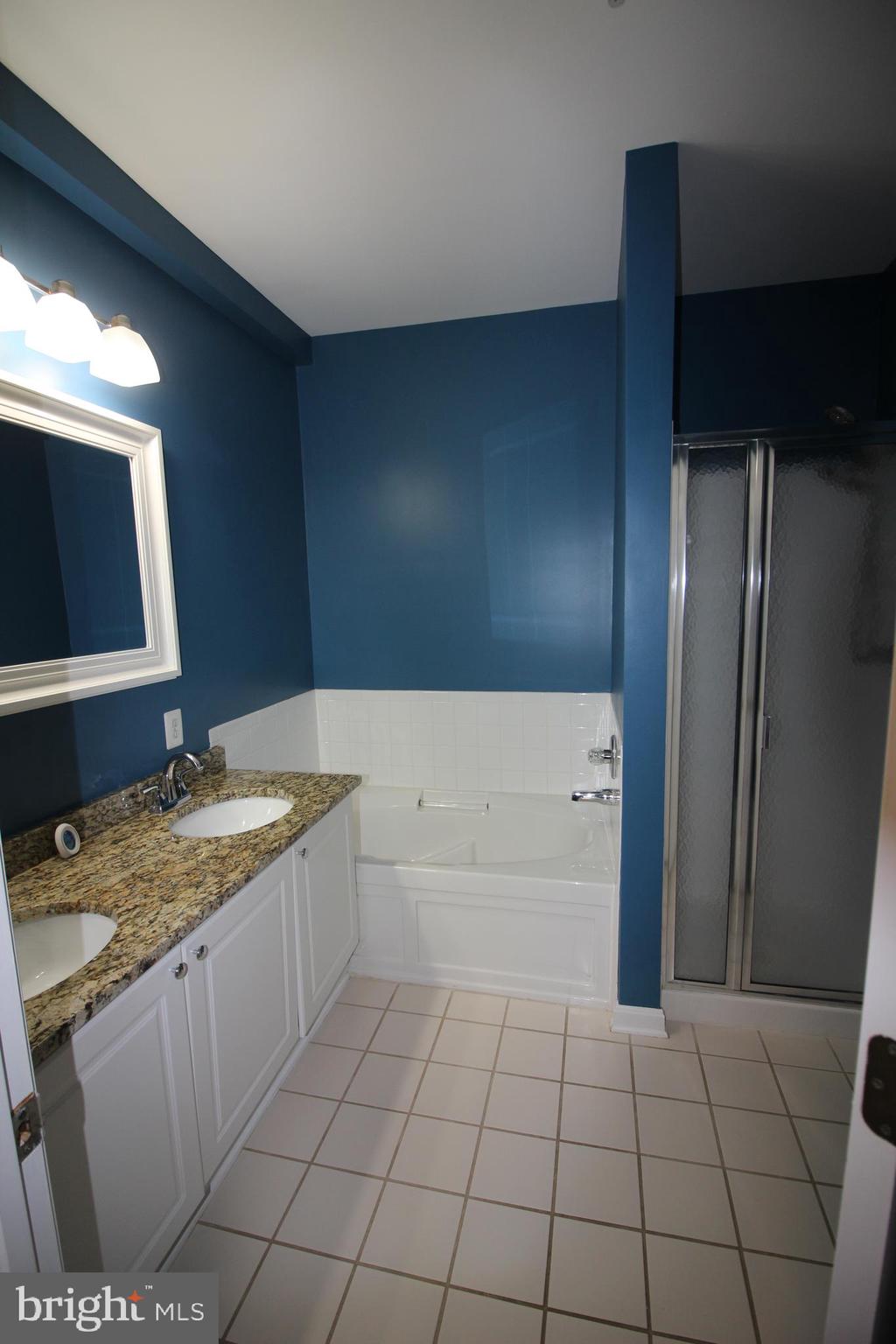 2720 BELLFOREST COURT 107