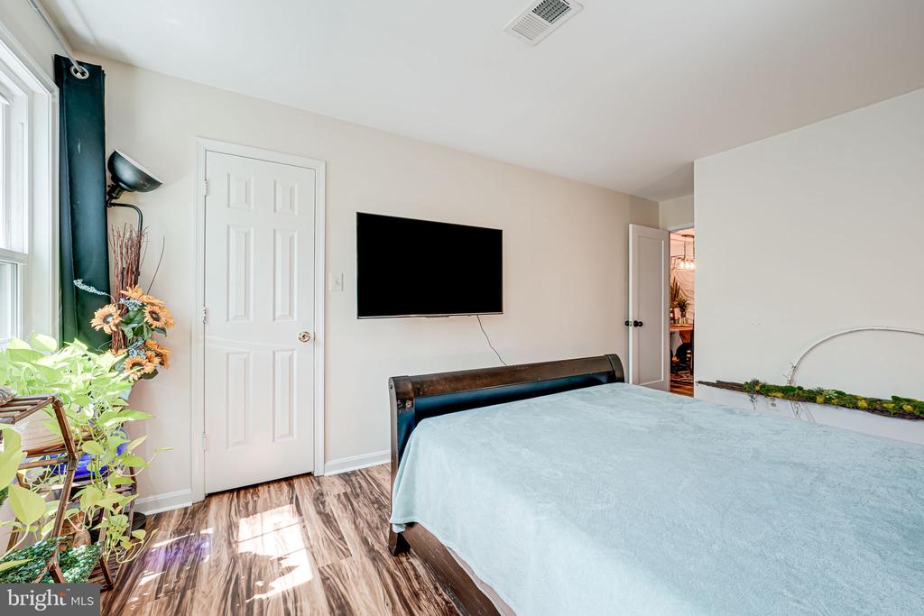 2241 LOVEDALE LANE C 412C