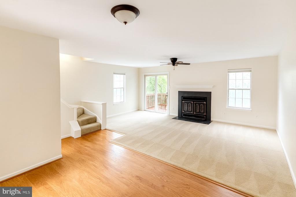 4127 WEEPING WILLOW COURT 142-A