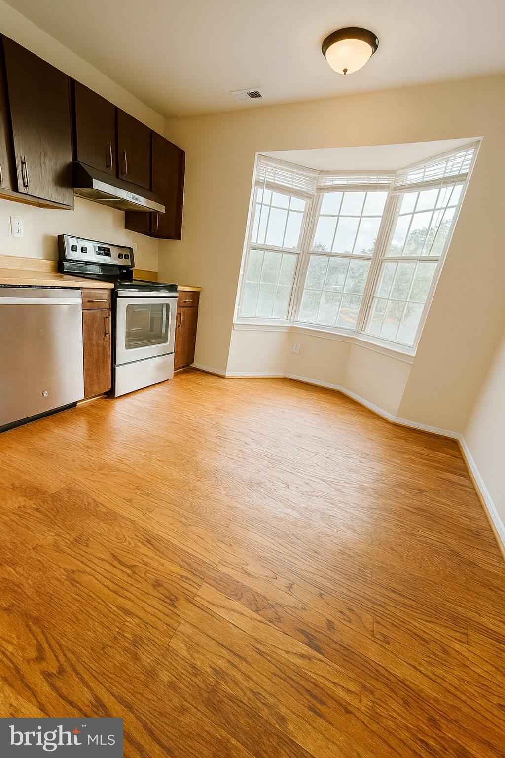 4127 WEEPING WILLOW COURT 142-A