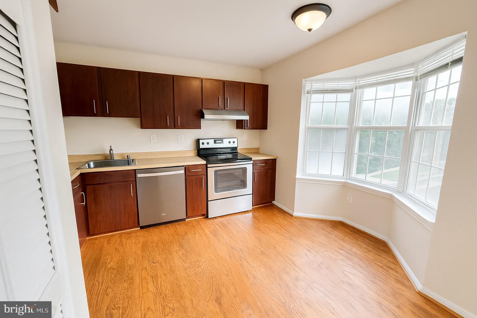 4127 WEEPING WILLOW COURT 142-A