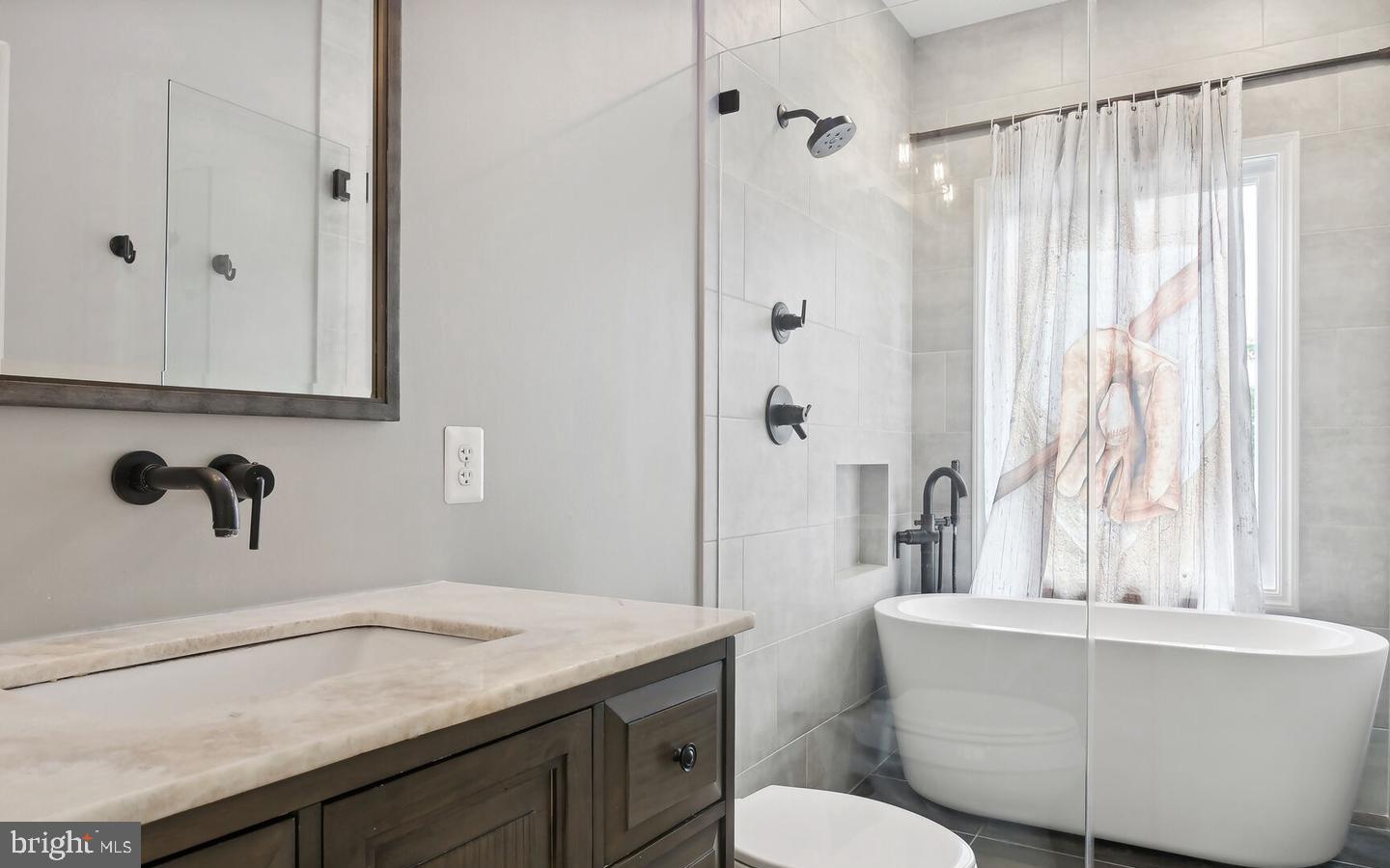 22082 WATER RUN COURT