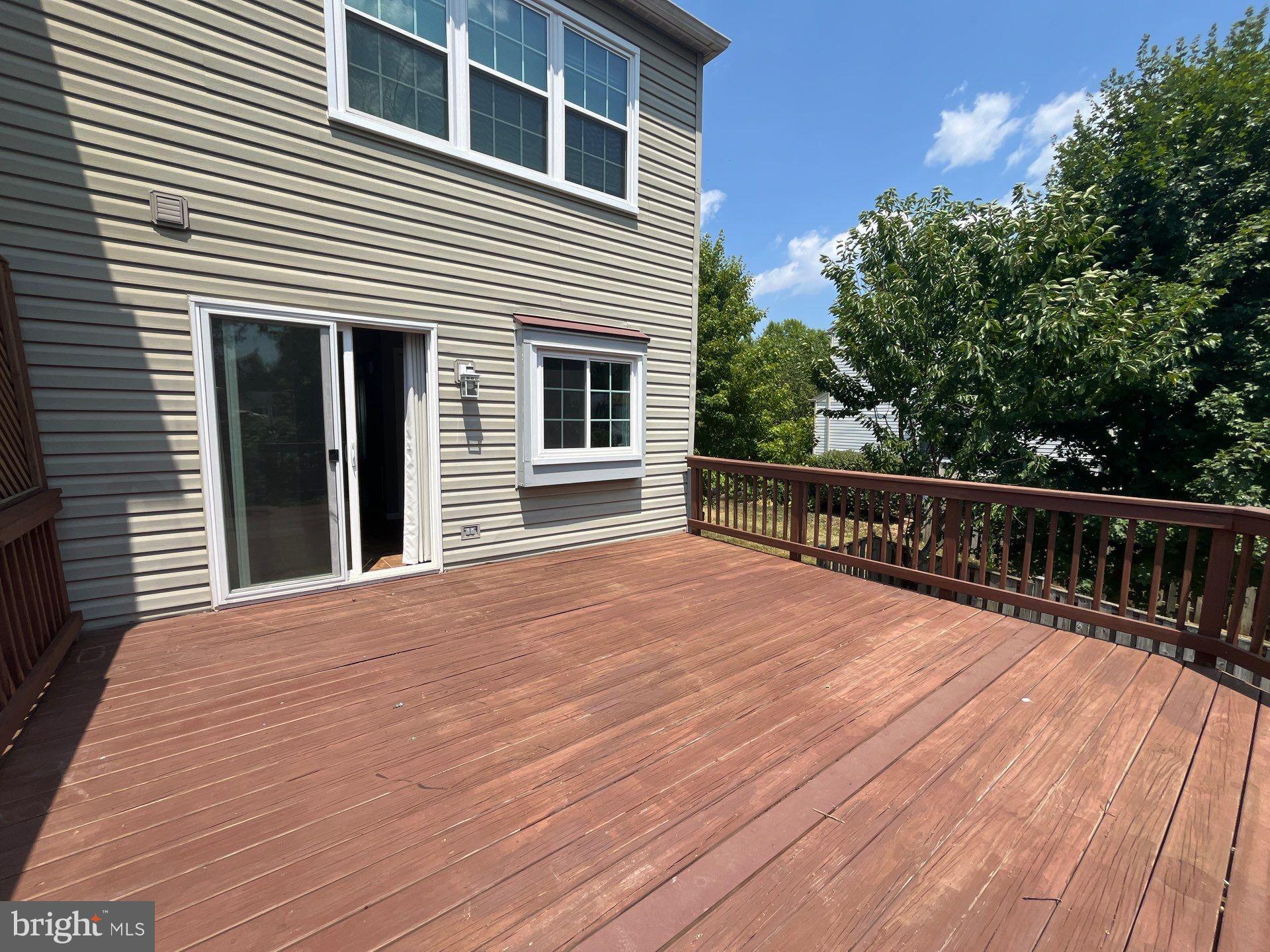 307 COLTSRIDGE TERRACE NE