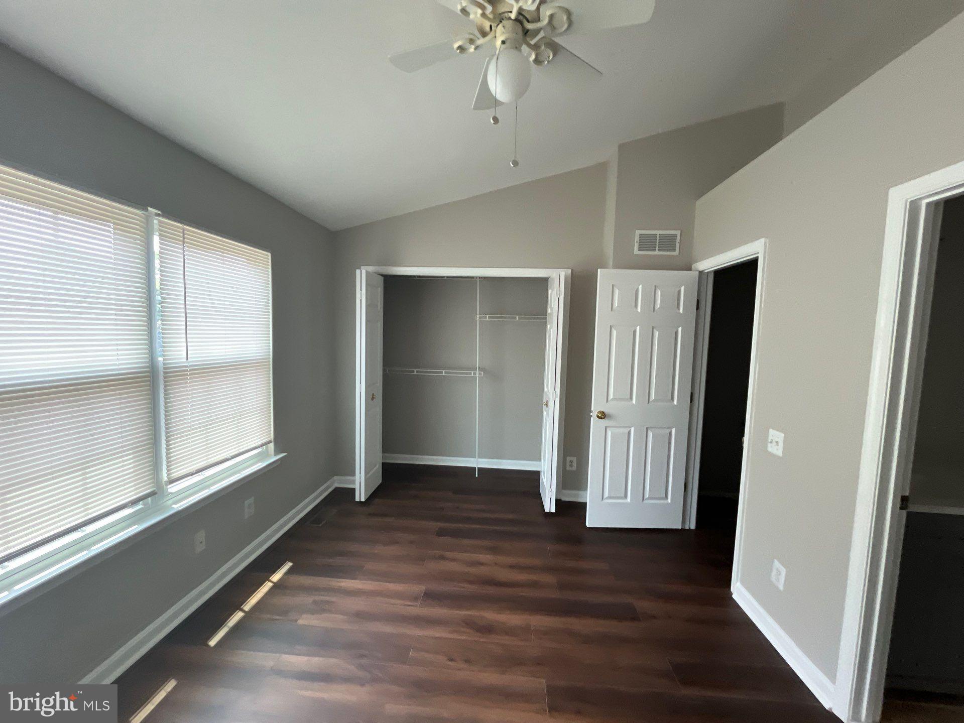 307 COLTSRIDGE TERRACE NE