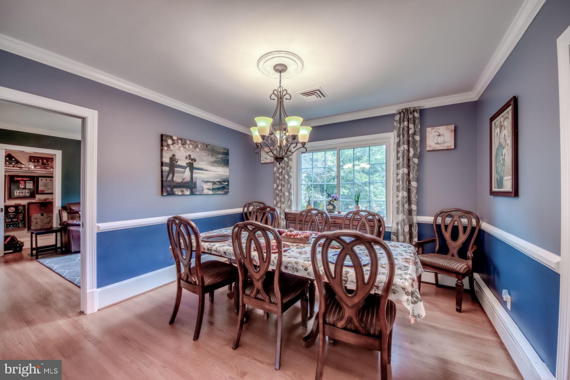 9009 LONGSTREET DRIVE