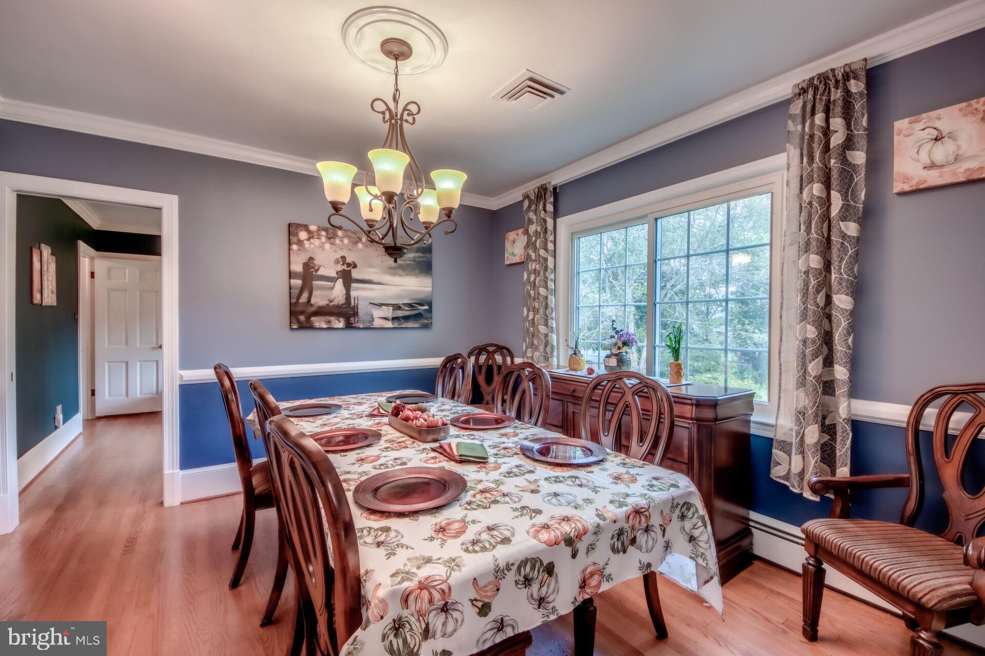 9009 LONGSTREET DRIVE