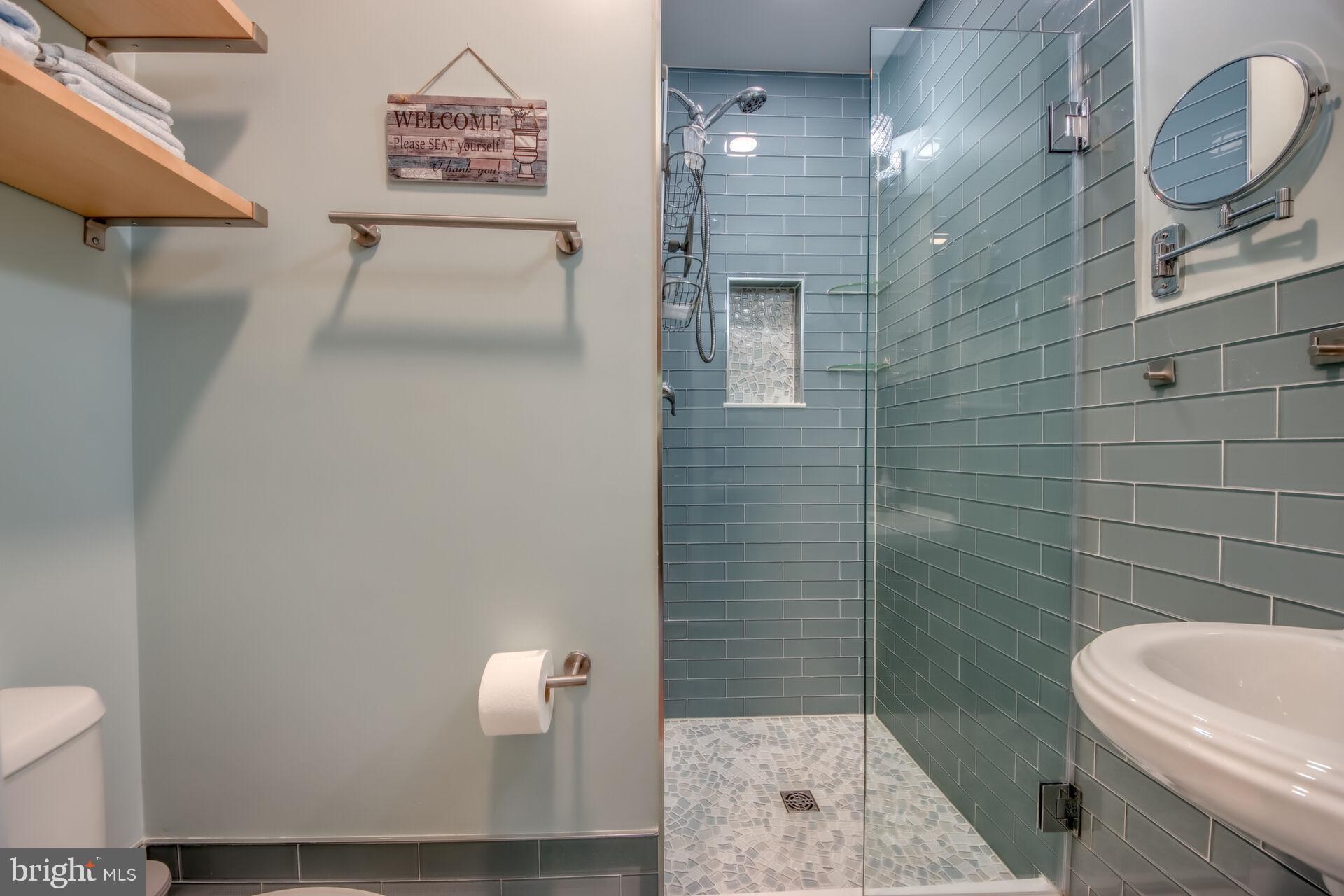 9009 LONGSTREET DRIVE