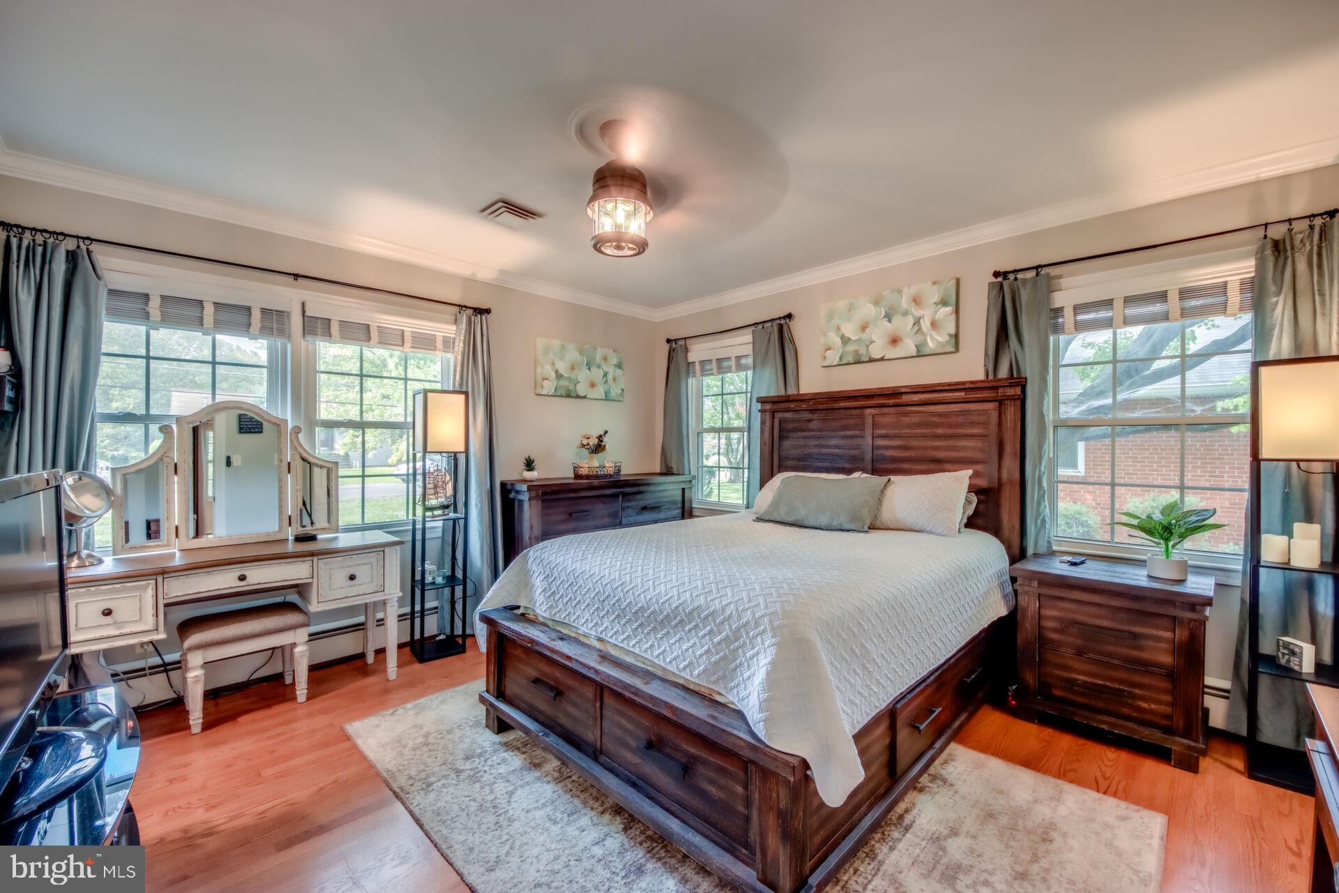 9009 LONGSTREET DRIVE