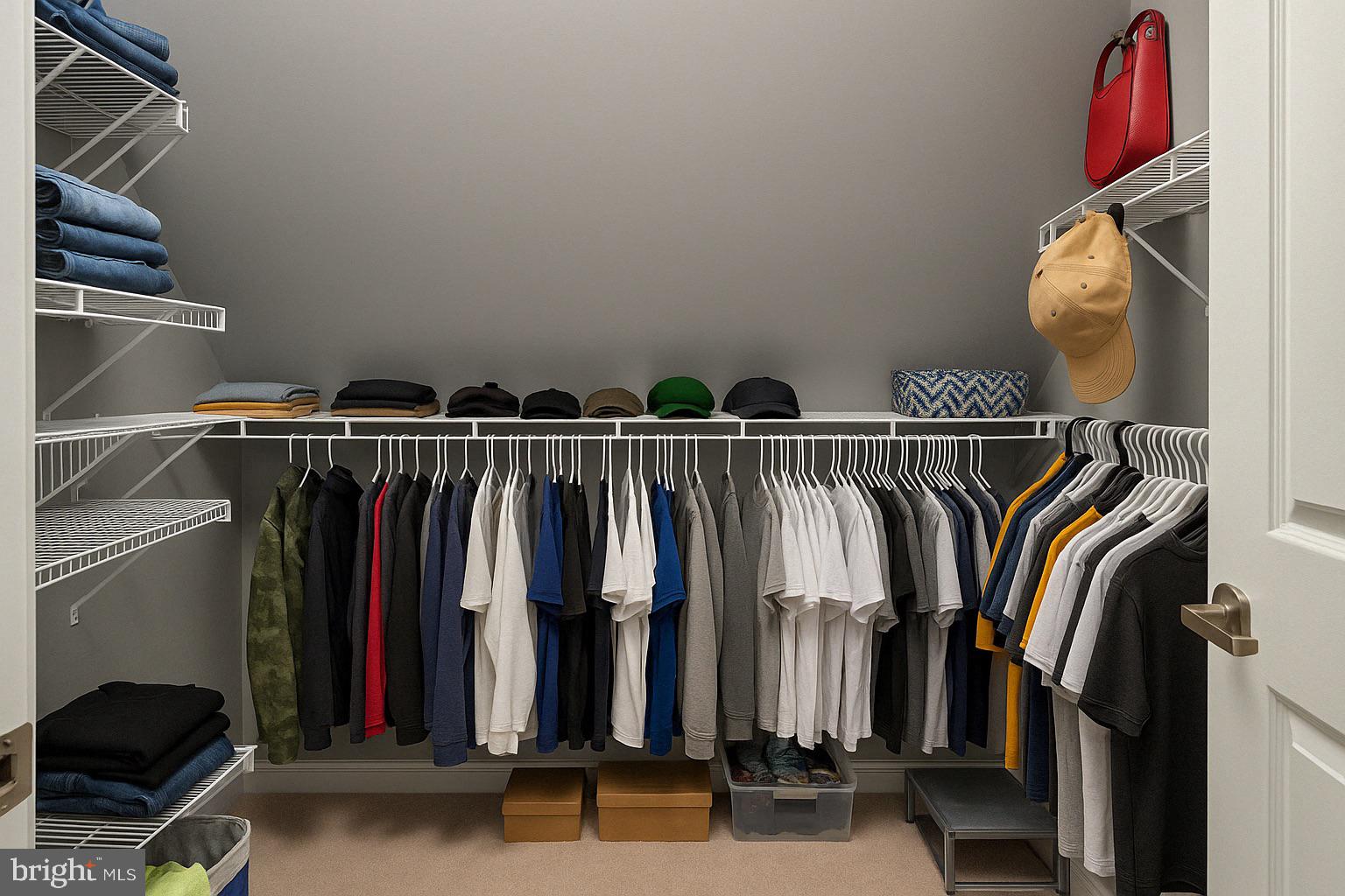 3939 HARTLAKE STREET