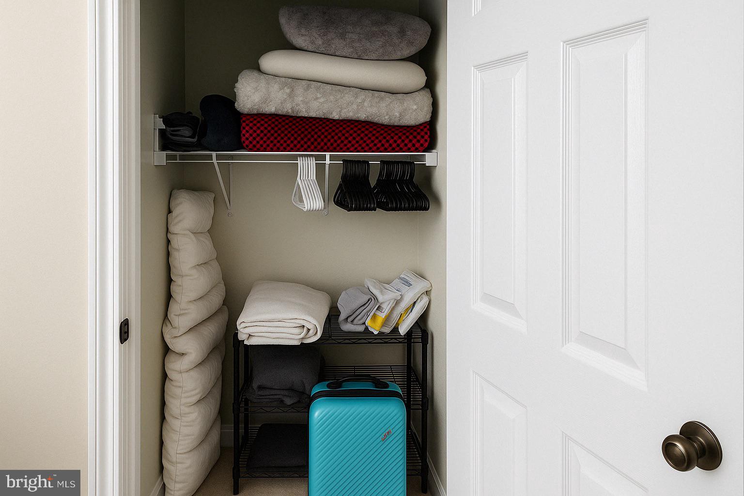 3939 HARTLAKE STREET