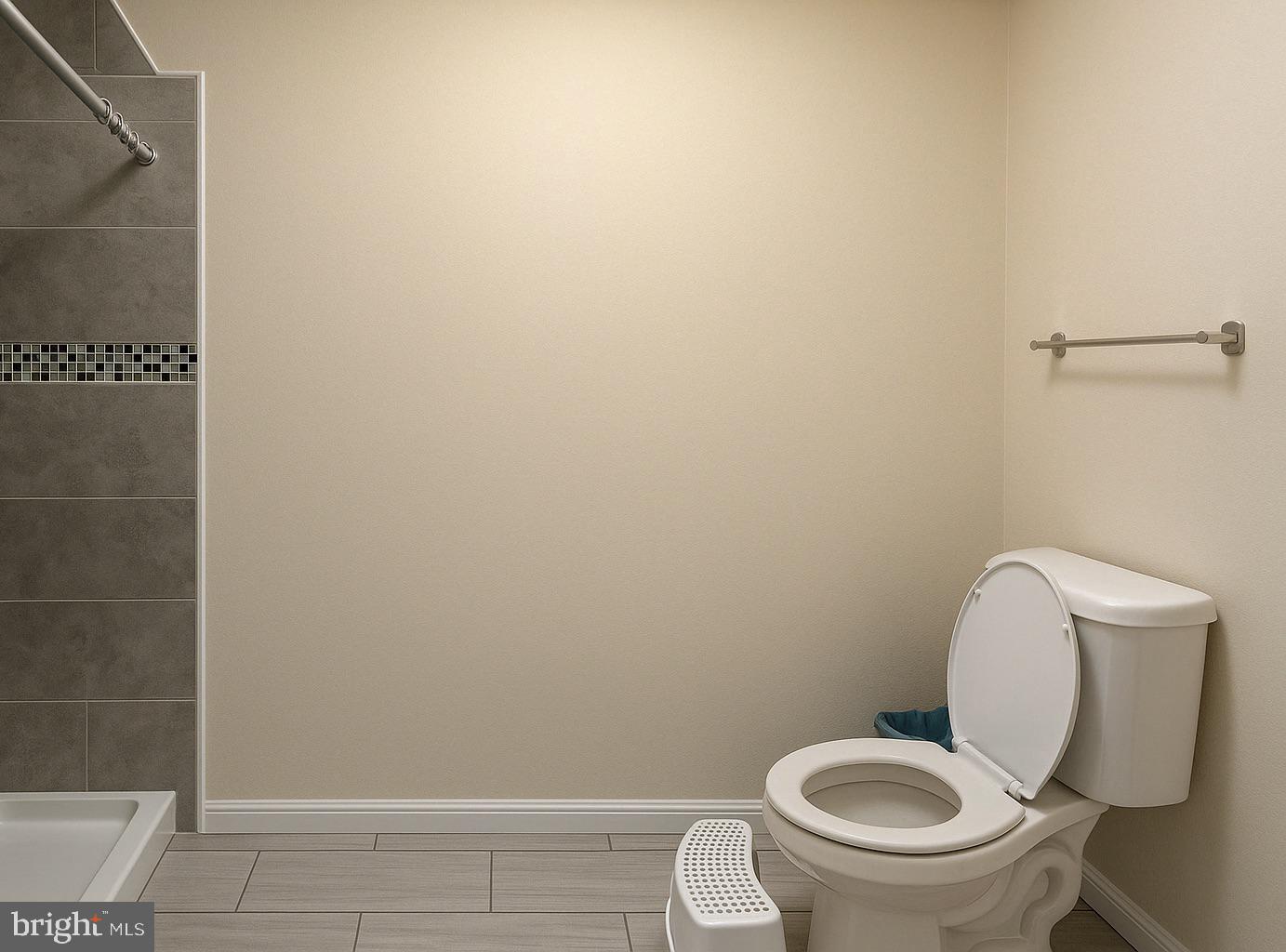 3939 HARTLAKE STREET