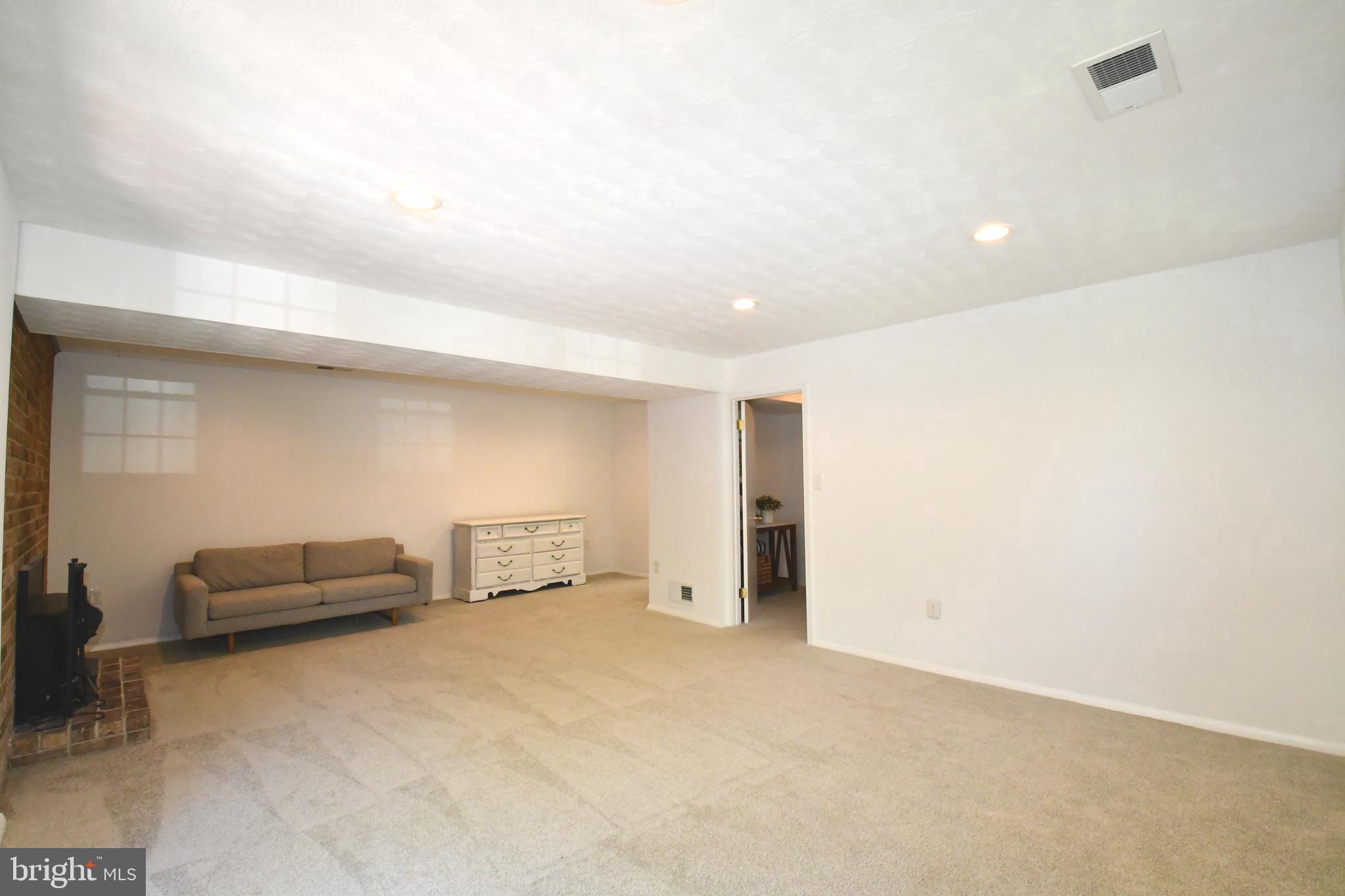 12013 SKIPJACK COURT