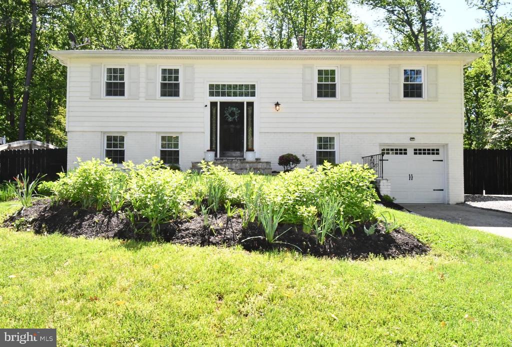 12013 SKIPJACK COURT